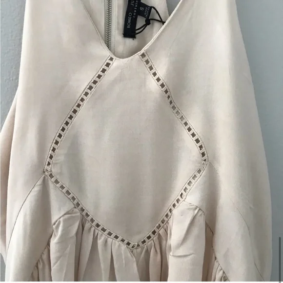 Romeo Juliet Sleeveless Cutaway Swing Lace Trim Mini Dress Cream Neutral S NWT - Picture 8 of 14